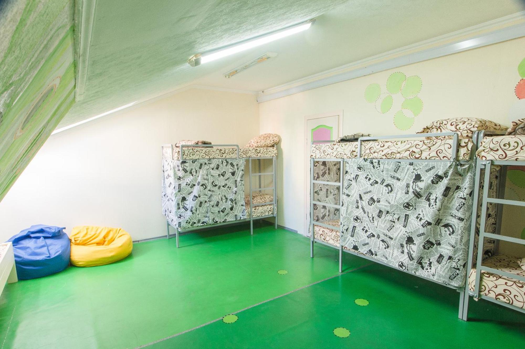Lucky Hostel на Крещатике Киев Экстерьер фото