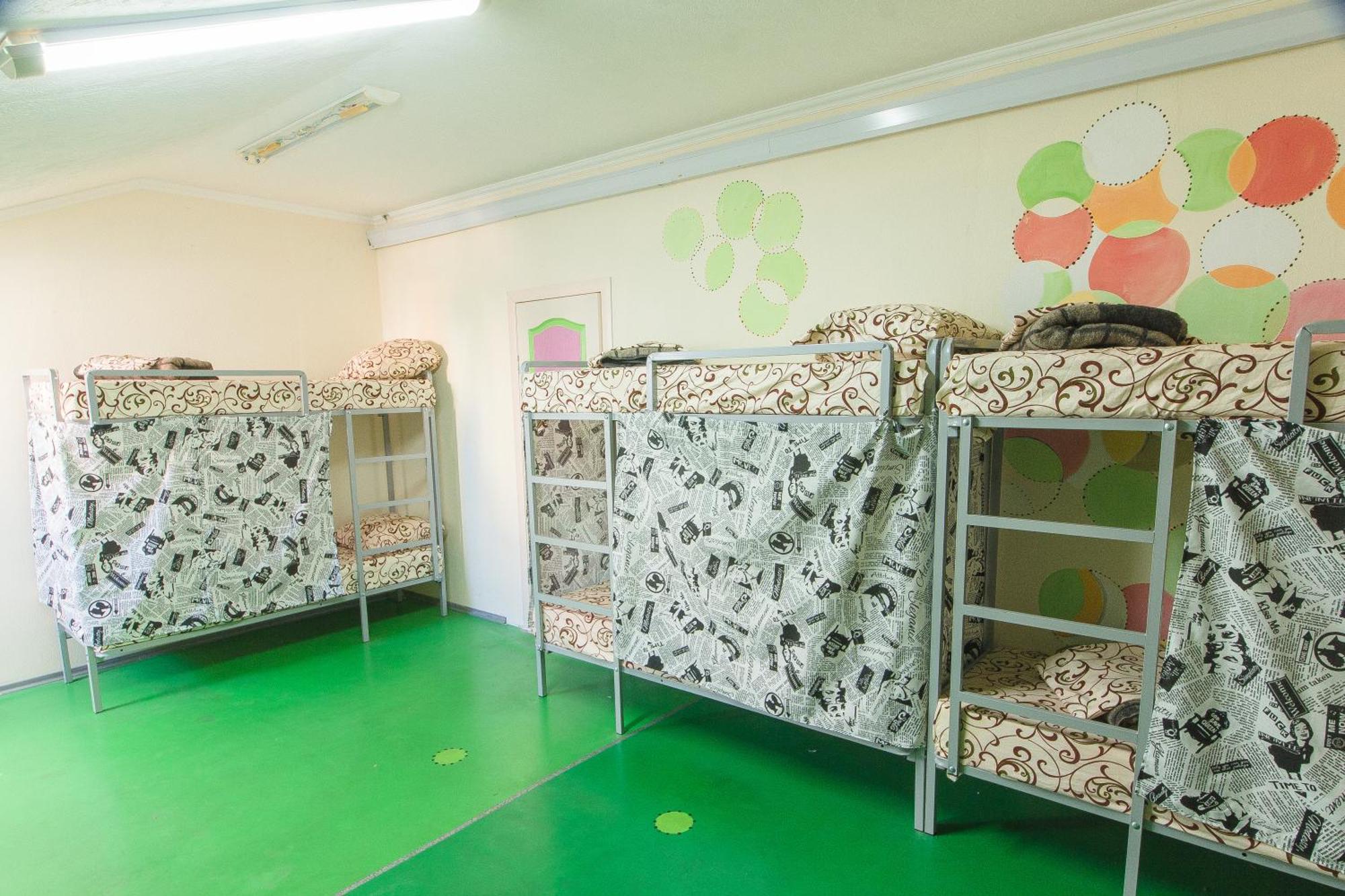 Lucky Hostel на Крещатике Киев Экстерьер фото