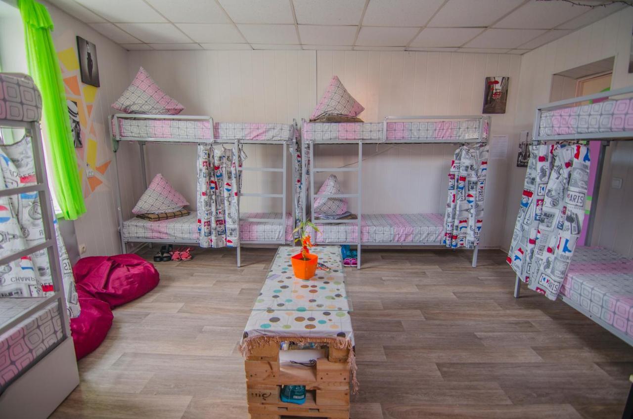 Lucky Hostel на Крещатике Киев Экстерьер фото