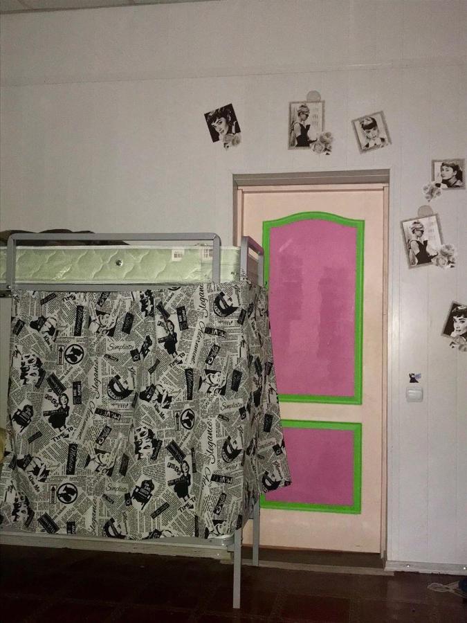 Lucky Hostel на Крещатике Киев Экстерьер фото