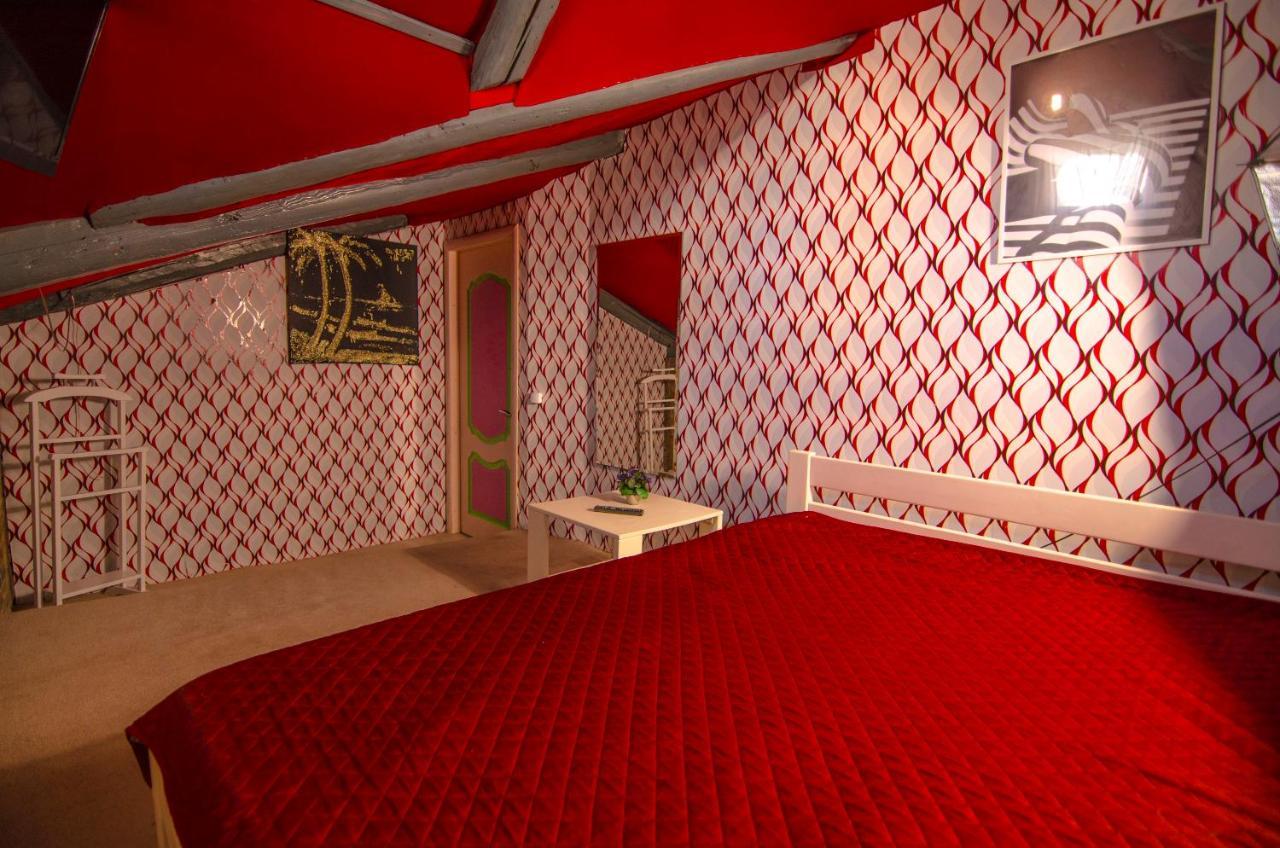 Lucky Hostel на Крещатике Киев Экстерьер фото